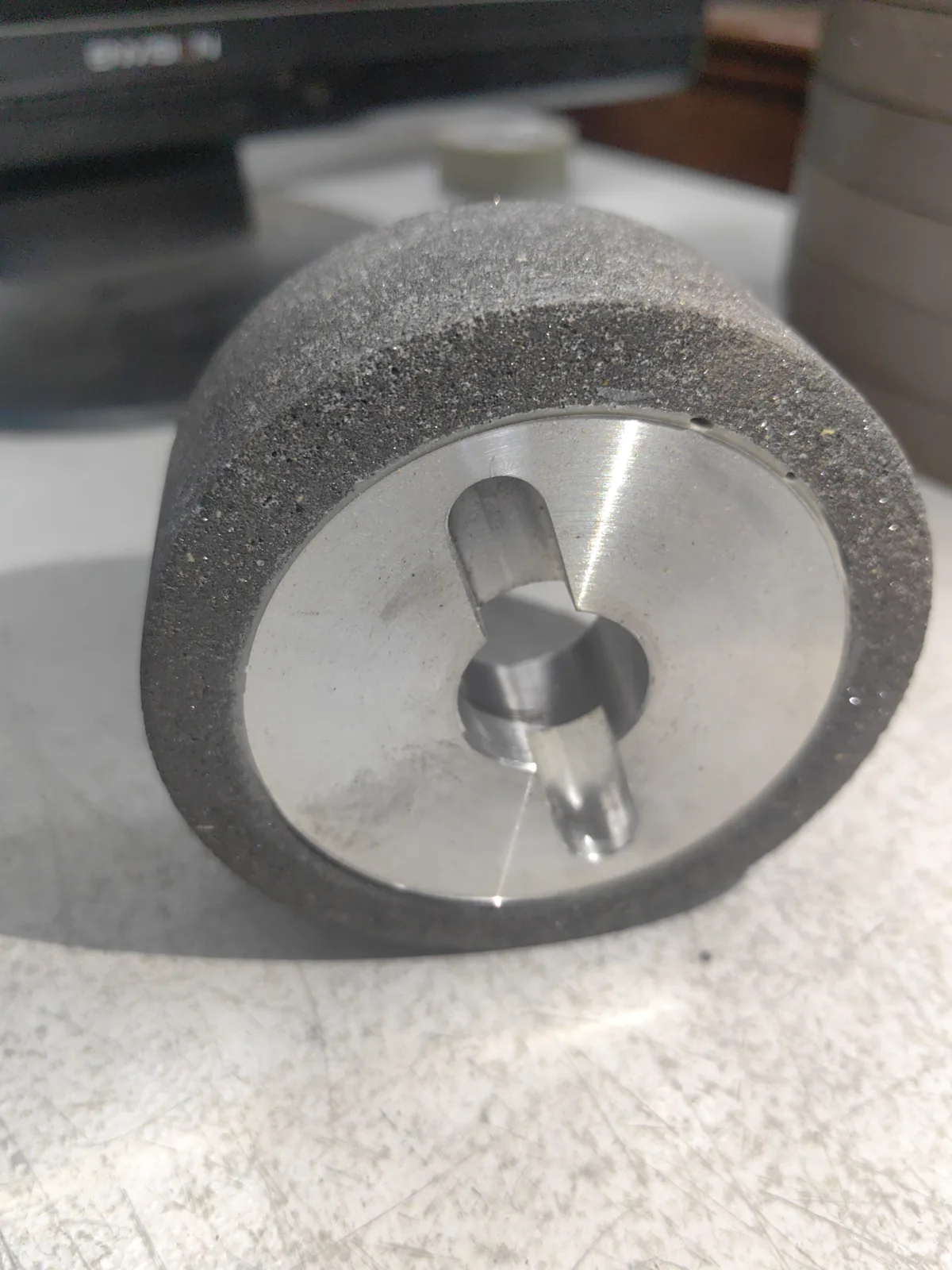 Vitrified bond internal grinding wheel