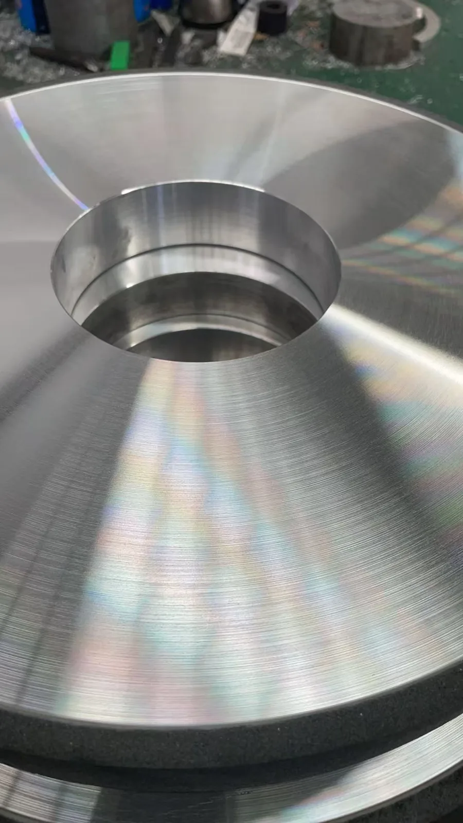 Vitrified bond wheel